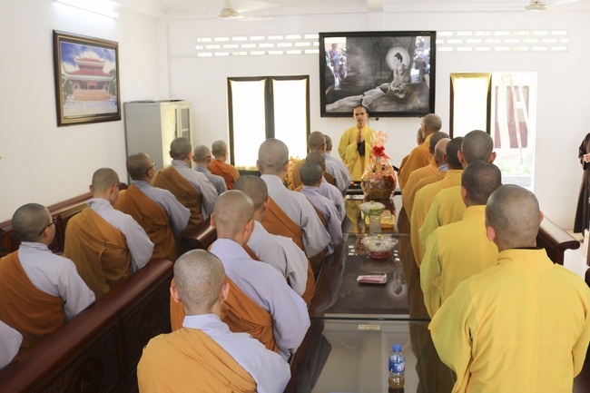 Series of photos on the 3rd day of Tet Holiday