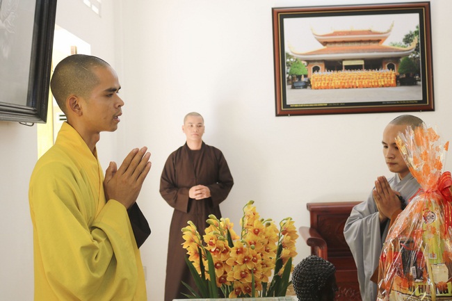 Series of photos on the 3rd day of Tet Holiday