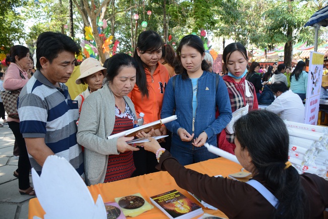 Series of photos on the 3rd day of Tet Holiday