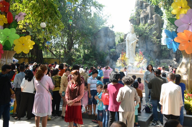 Series of photos on the 3rd day of Tet Holiday