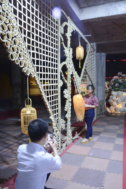 Series of photos on the 3rd day of Tet Holiday