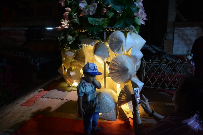 Series of photos on the 3rd day of Tet Holiday