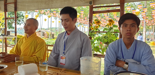 Monks and Buddhists wishing Tet Senior Venerable Thich Chan Tinh on the Tet's 4th day