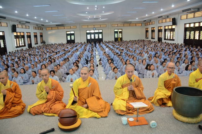 Tu niệm Phật một ngày