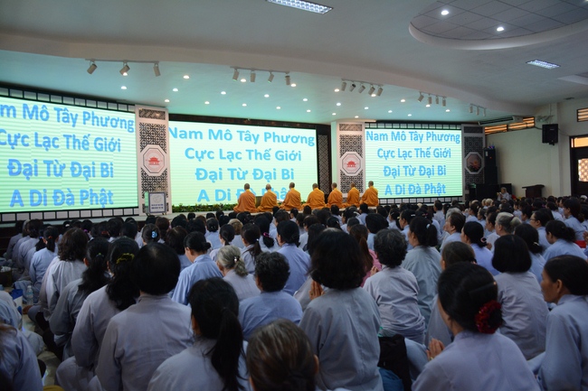 Tu niệm Phật một ngày