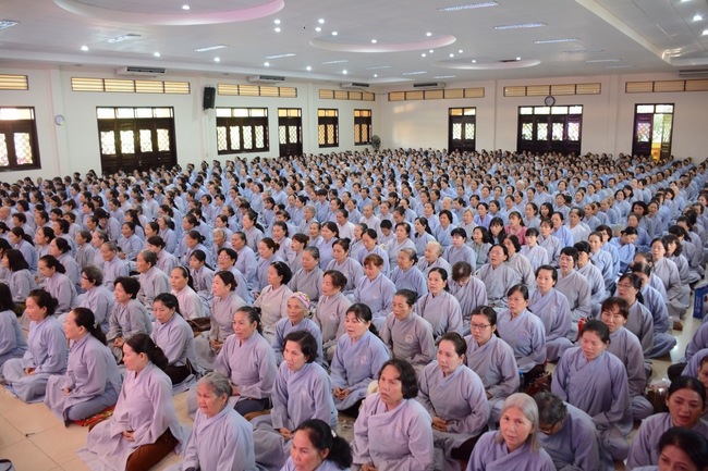 Tu niệm Phật một ngày