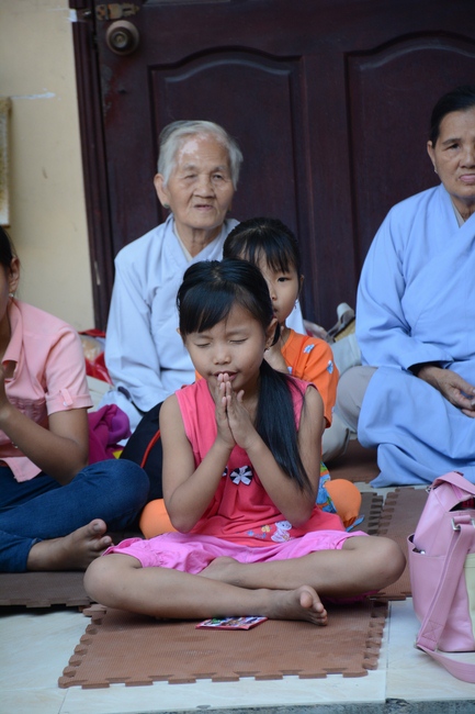 Tu niệm Phật một ngày