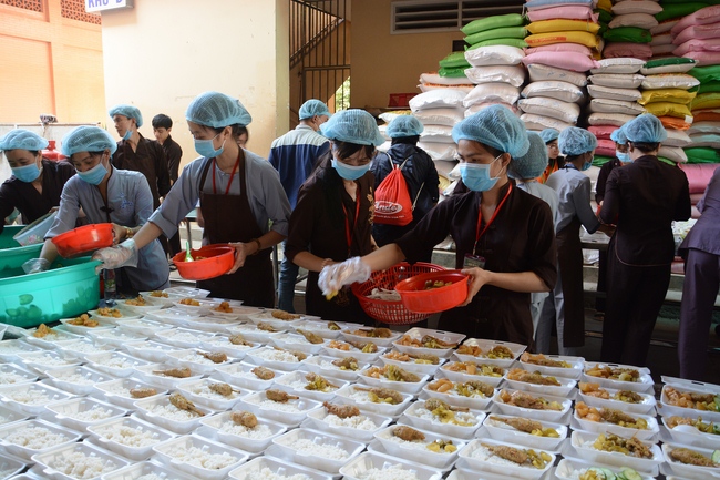 Tu niệm Phật một ngày