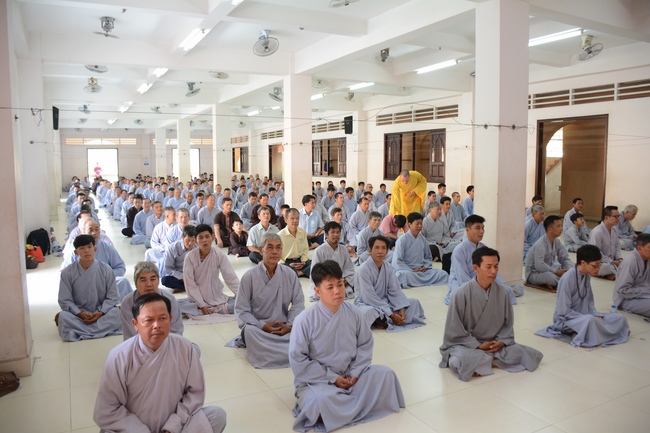 Tu niệm Phật một ngày