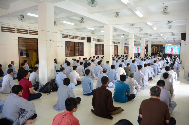 Tu niệm Phật một ngày