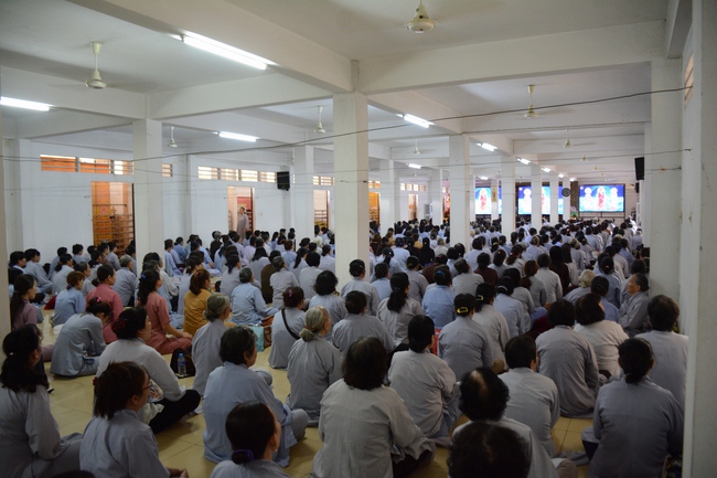 Tu niệm Phật một ngày