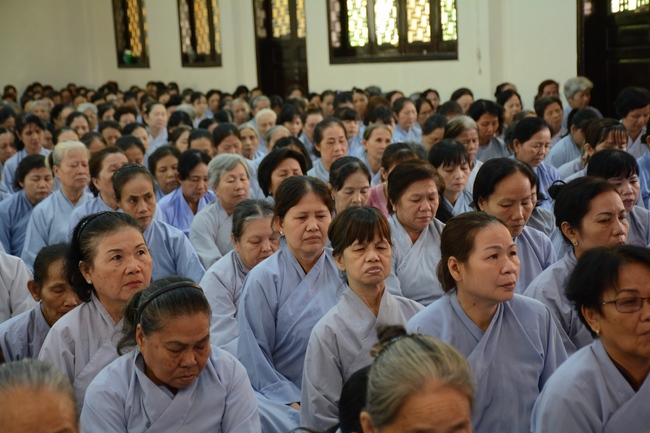 Tu niệm Phật một ngày