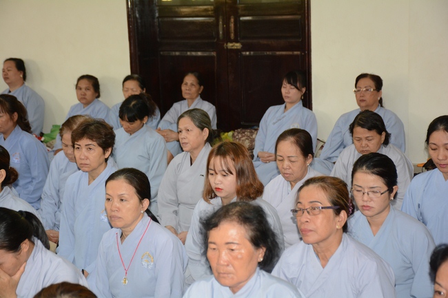 Tu niệm Phật một ngày