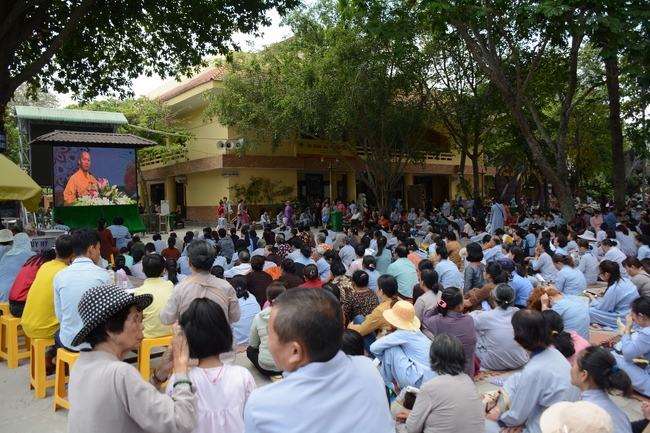 Tu niệm Phật một ngày