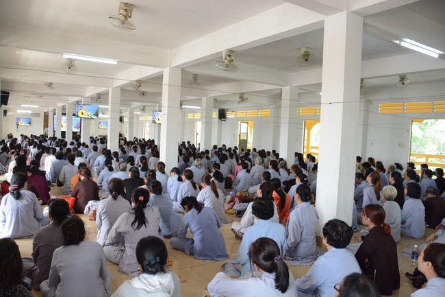 Tu niệm Phật một ngày