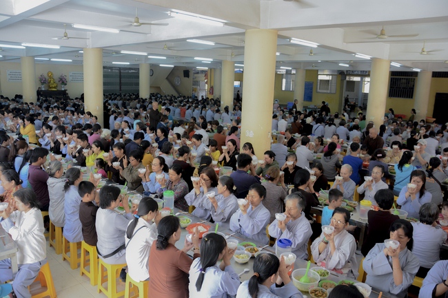 Tu niệm Phật một ngày