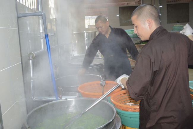 Tu niệm Phật một ngày