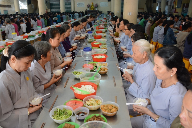 Tu niệm Phật một ngày