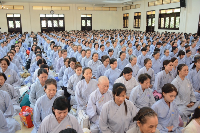 Tu niệm Phật một ngày