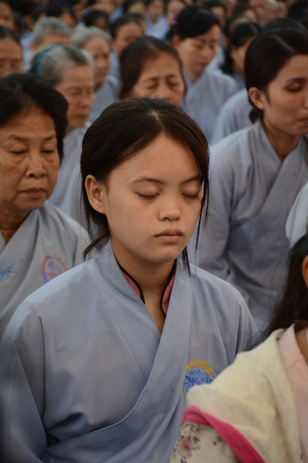 Tu niệm Phật một ngày