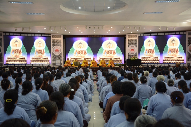 Tu niệm Phật một ngày