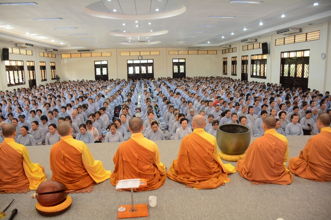 Tu niệm Phật một ngày