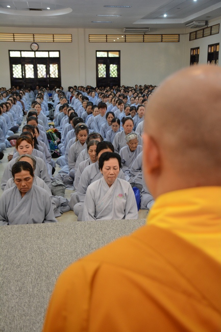 Tu niệm Phật một ngày