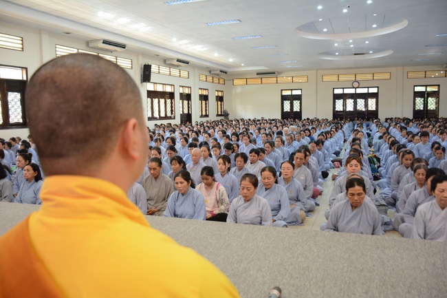 Tu niệm Phật một ngày