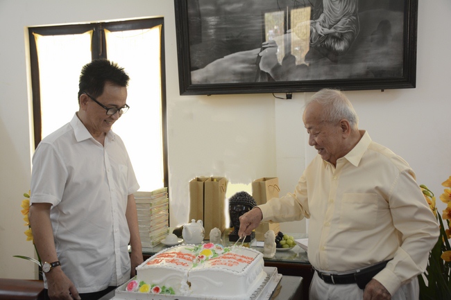 Ban Chuyển ngữ họp mặt tân niên xuân Kỷ Hợi 2019