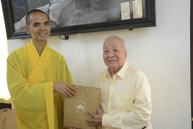 Ban Chuyển ngữ họp mặt tân niên xuân Kỷ Hợi 2019