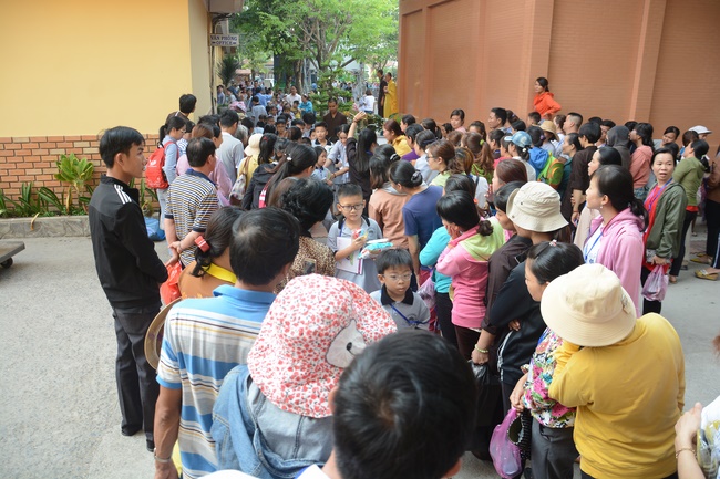 Khóa tu thiếu nhi Em Về Bên Phật