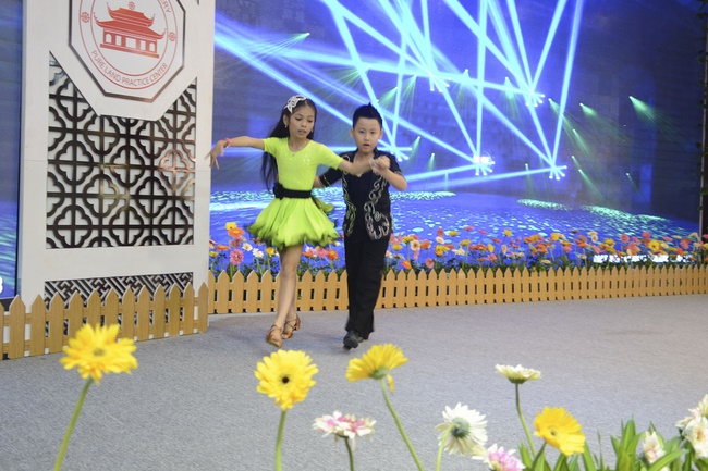 Khóa tu thiếu nhi Em Về Bên Phật