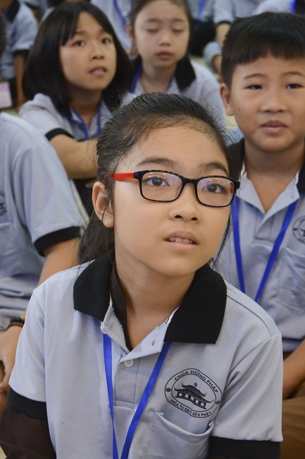 Khóa tu thiếu nhi Em Về Bên Phật