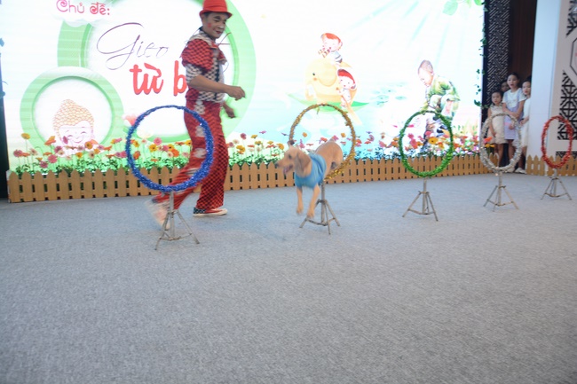 Khóa tu thiếu nhi Em Về Bên Phật