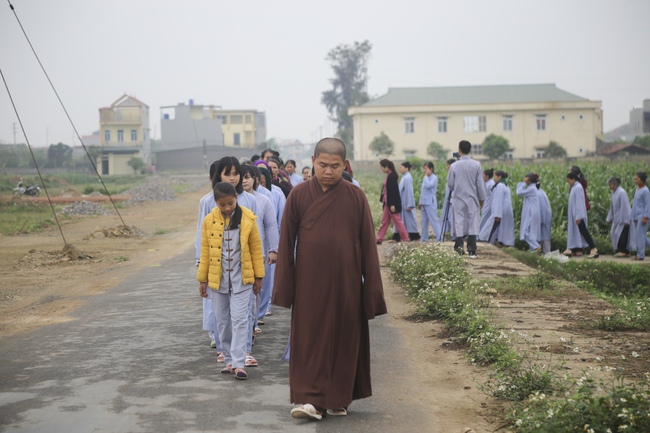 The ceremony of refuging on the Three Jewels at Dong Cao Pagoda - Thanh Hoa