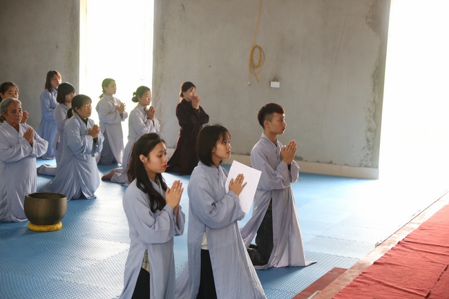 The ceremony of refuging on the Three Jewels at Dong Cao Pagoda - Thanh Hoa