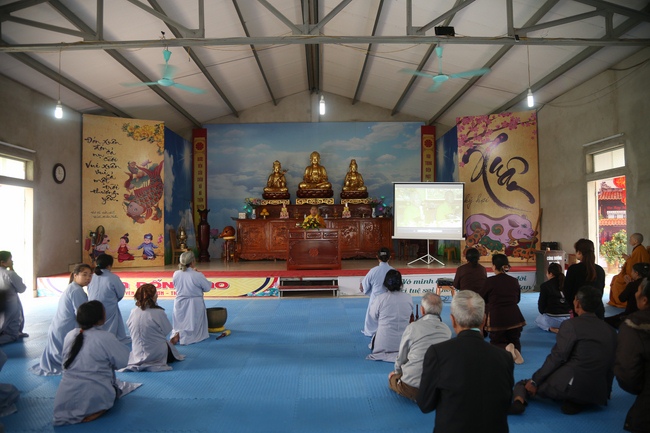 The ceremony of refuging on the Three Jewels at Dong Cao Pagoda - Thanh Hoa