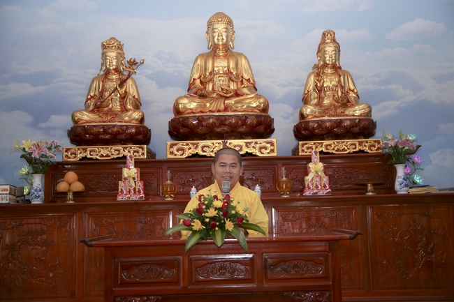 The ceremony of refuging on the Three Jewels at Dong Cao Pagoda - Thanh Hoa