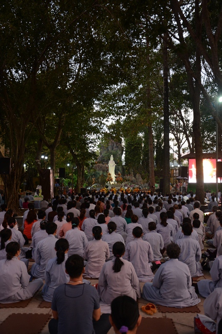 Lễ Ngũ Bách Danh Bồ-tát Quán Thế Âm