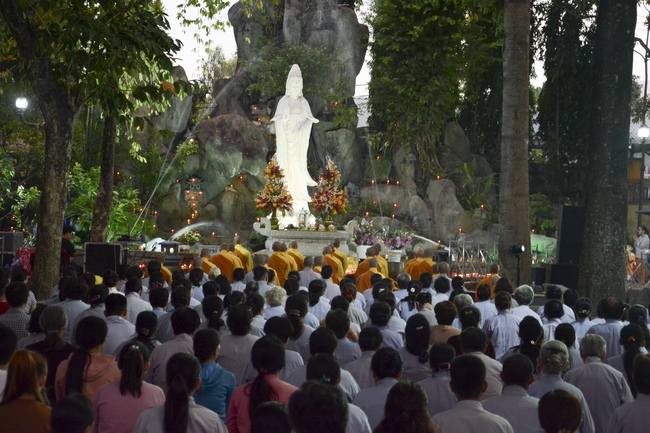 Lễ Ngũ Bách Danh Bồ-tát Quán Thế Âm