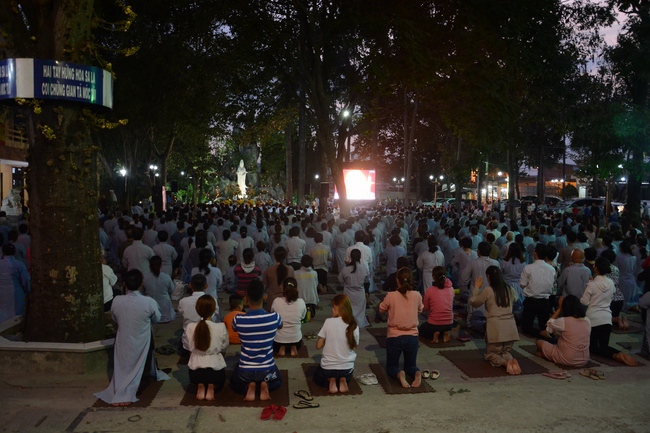 Lễ Ngũ Bách Danh Bồ-tát Quán Thế Âm