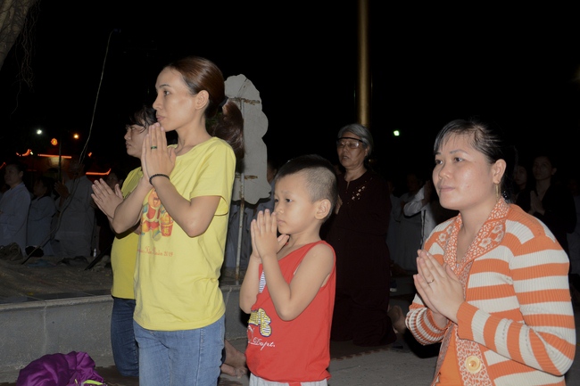 Lễ Ngũ Bách Danh Bồ-tát Quán Thế Âm