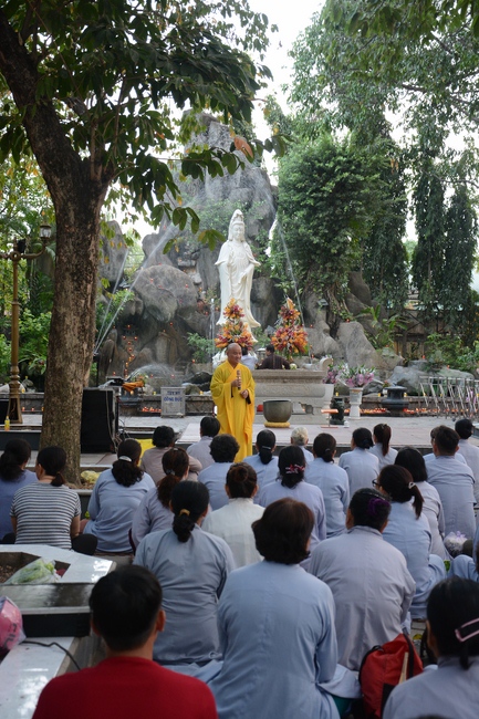 Lễ Ngũ Bách Danh Bồ-tát Quán Thế Âm