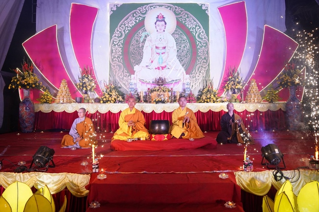 Shimmering candles at Co Tan Pagoda - Hai Duong