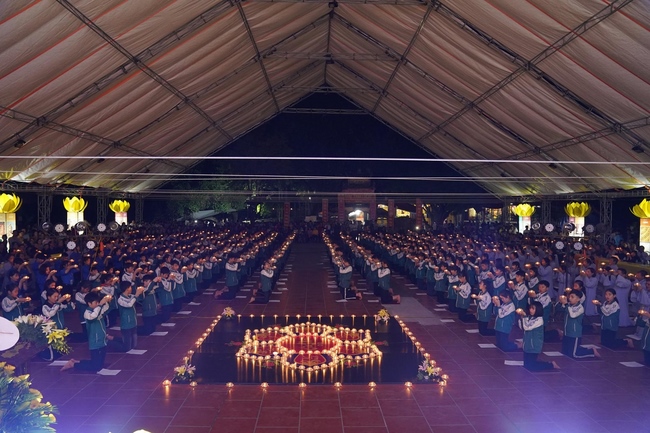 Shimmering candles at Co Tan Pagoda - Hai Duong
