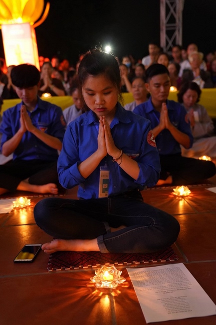 Shimmering candles at Co Tan Pagoda - Hai Duong