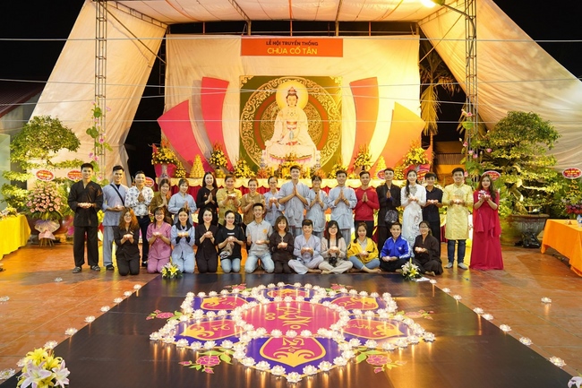 Shimmering candles at Co Tan Pagoda - Hai Duong
