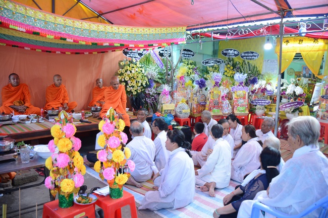 Viếng tang lễ thân phụ TT. Thích Minh Thành – Sóc Trăng