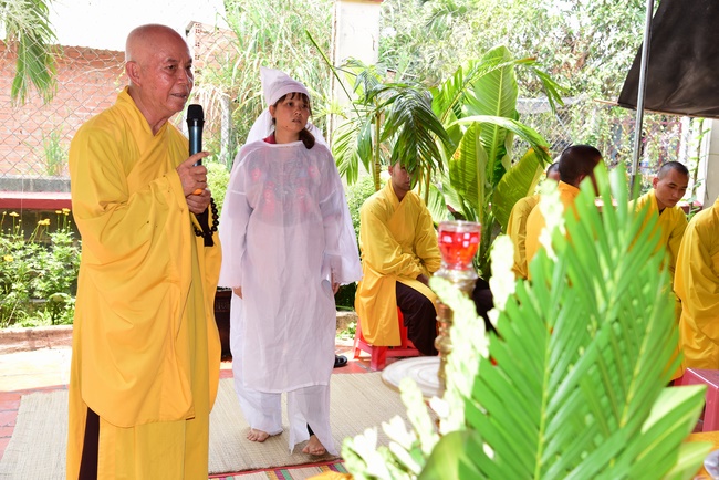 The rite of offering a meal and alms for monks and releasing creatures.
