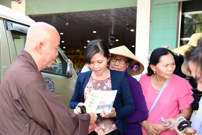 Khóa tu Bát Quan Trai tại chùa Vĩnh Hiệp - Hậu Giang